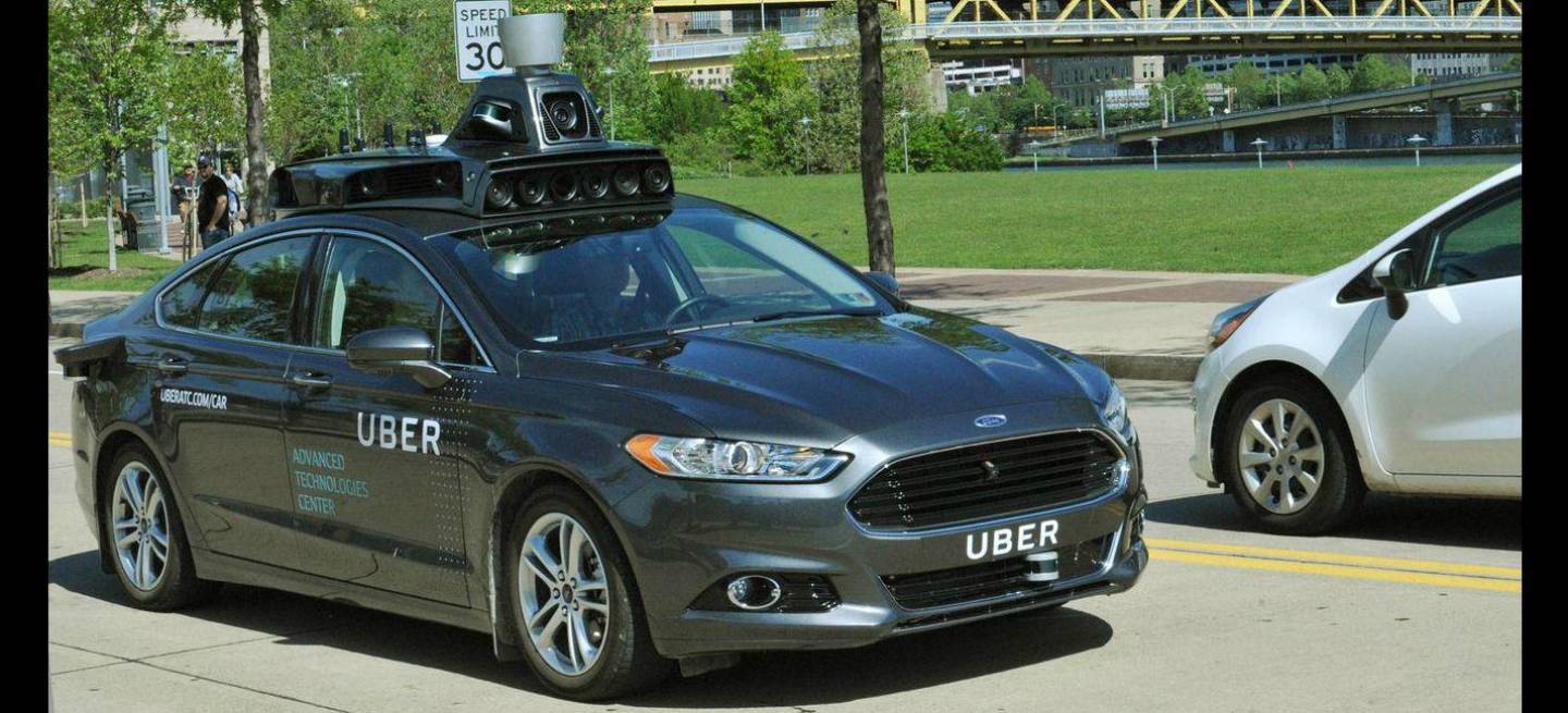 En este momento estás viendo Uber dará servicio con coches autónomos en EEUU